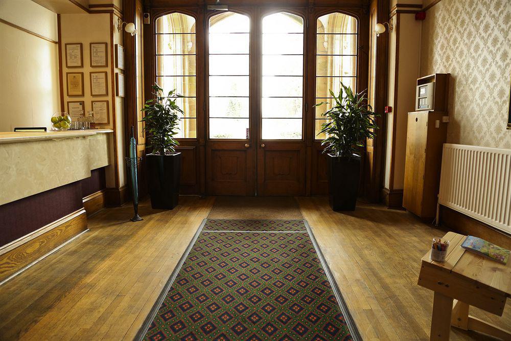 Studley Castle Hotel ภายนอก รูปภาพ